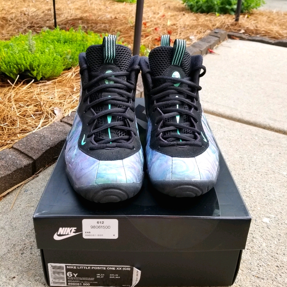 Boys Nike 'Abalone' Aurora Foamposites